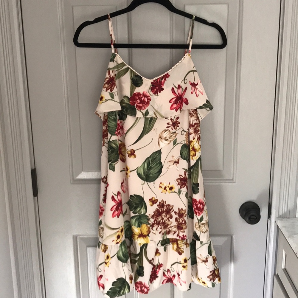Floral shift dress.